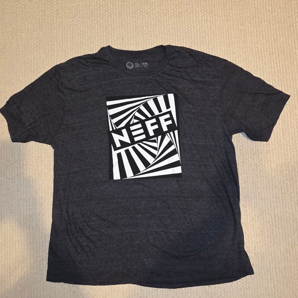 Men's Neff Charcoal XXL Short Sleeve Tee with Graphic Print